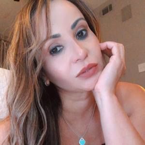 Meet your Posher, Liz